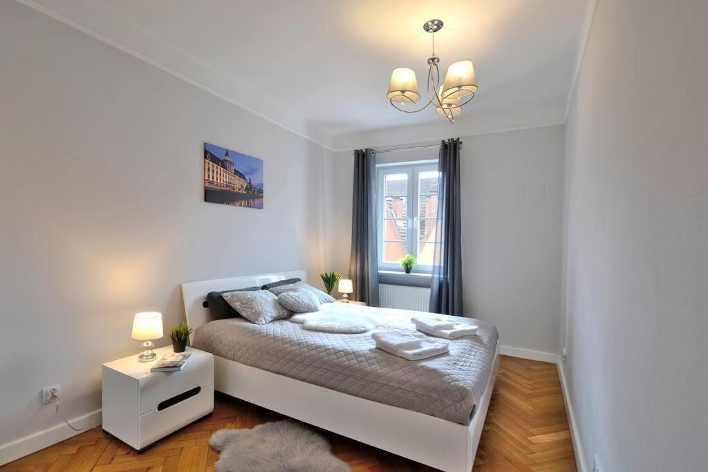 Z Apartment On Town Hall - Rynek Ratusz - 2 Rooms Wrocław Kültér fotó