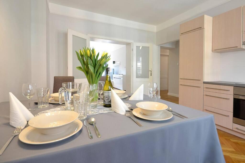 Z Apartment On Town Hall - Rynek Ratusz - 2 Rooms Wrocław Kültér fotó
