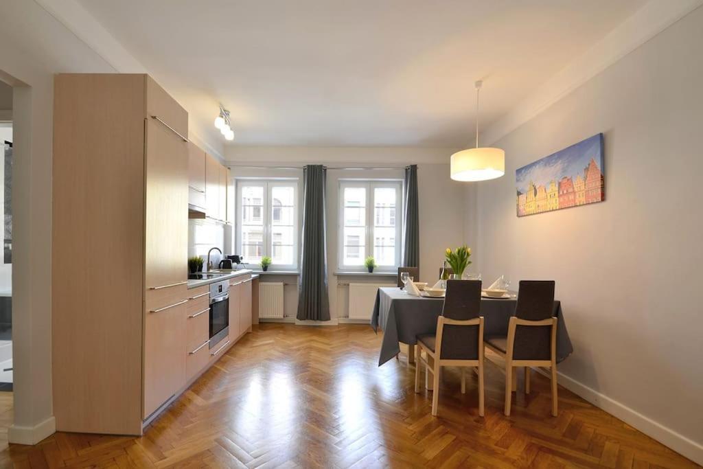 Z Apartment On Town Hall - Rynek Ratusz - 2 Rooms Wrocław Kültér fotó